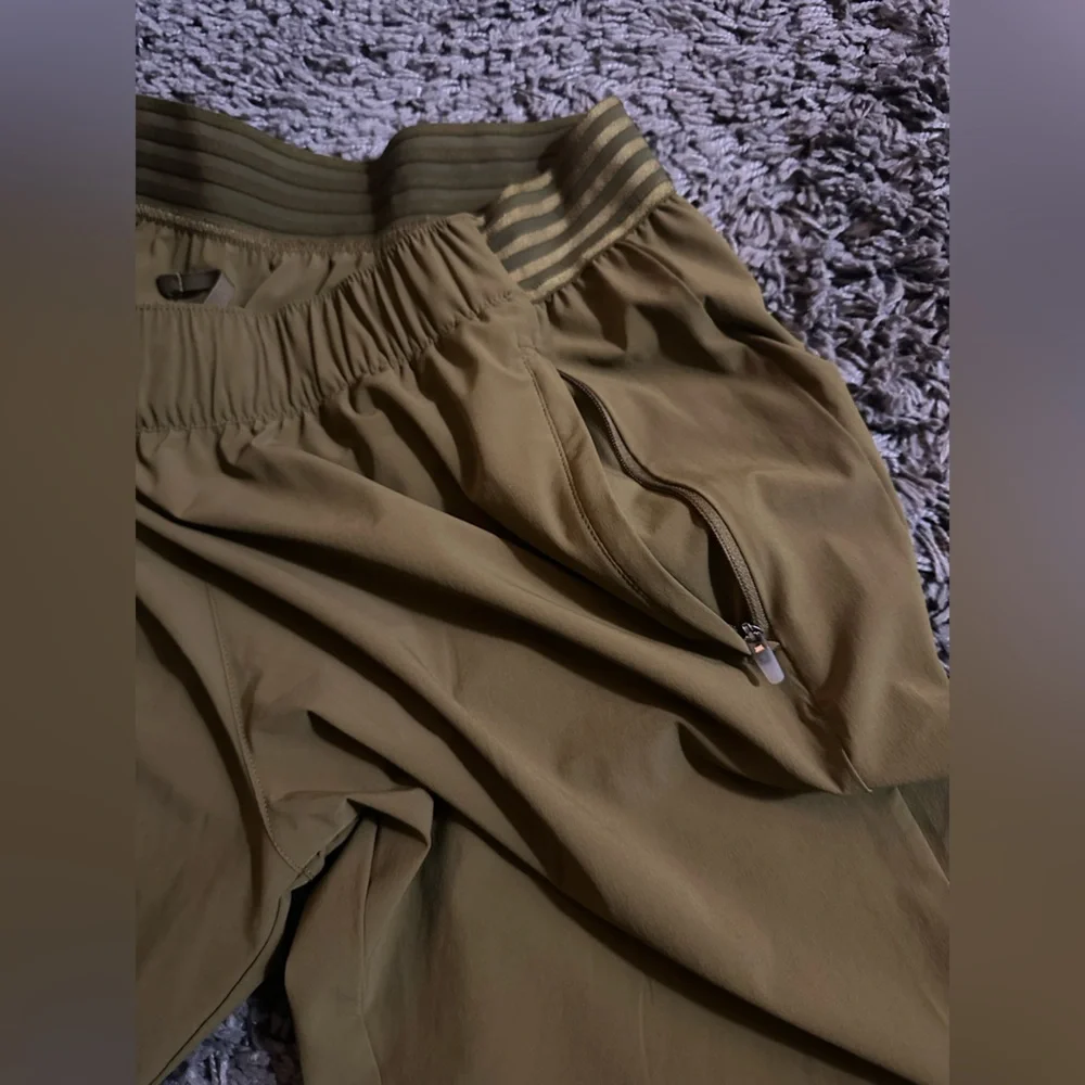 Nike DriFit pants - Picture 2 of 7